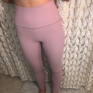 Pink lulu lemon leggings